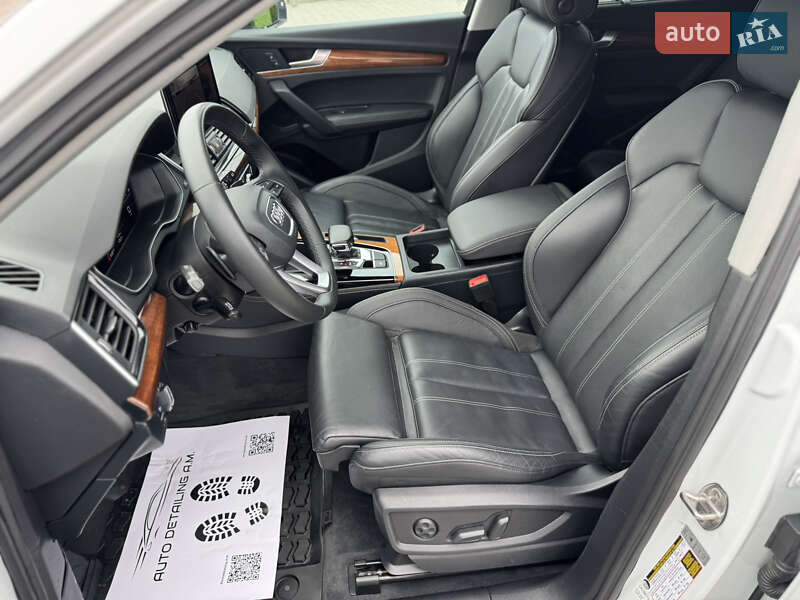 Внедорожник / Кроссовер Audi Q5 2023 в Ровно