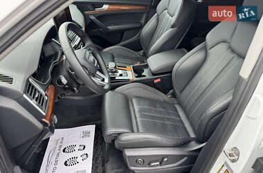 Внедорожник / Кроссовер Audi Q5 2023 в 