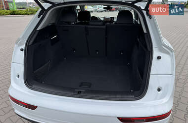 Внедорожник / Кроссовер Audi Q5 2023 в 