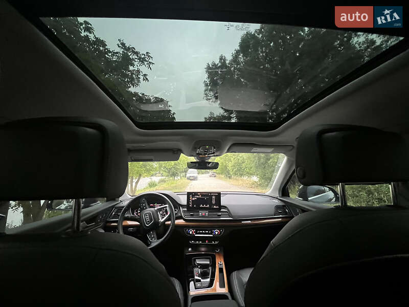 Внедорожник / Кроссовер Audi Q5 2022 в Киеве