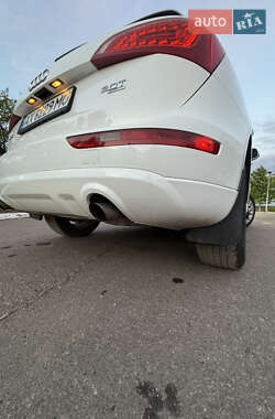 Внедорожник / Кроссовер Audi Q5 2010 в 