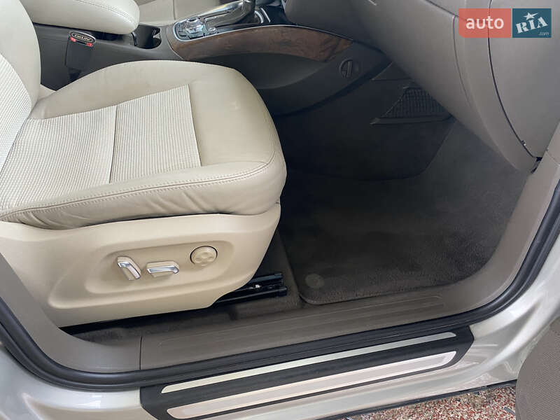 Внедорожник / Кроссовер Audi Q5 2012 в Ивано-Франковске