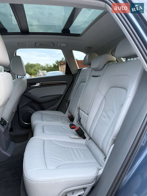 Внедорожник / Кроссовер Audi Q5 2015 в Ровно