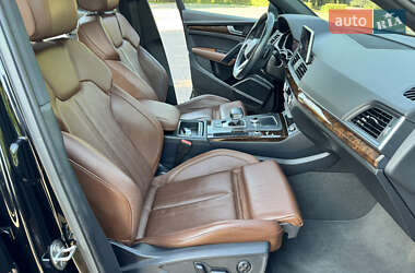 Внедорожник / Кроссовер Audi Q5 2018 в Киеве