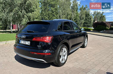 Позашляховик / Кросовер Audi Q5 2017 в 