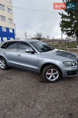 Внедорожник / Кроссовер Audi Q5 2011 в 