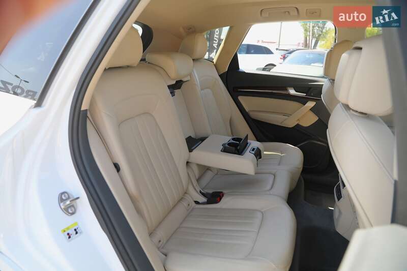 Позашляховик / Кросовер Audi Q5 2019 в Харкові