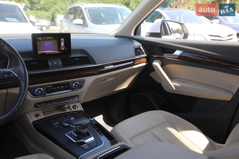Позашляховик / Кросовер Audi Q5 2019 в Харкові