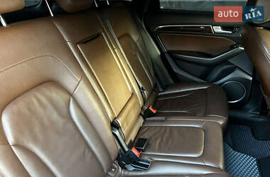 Внедорожник / Кроссовер Audi Q5 2013 в 