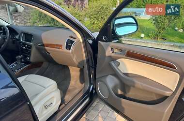 Позашляховик / Кросовер Audi Q5 2015 в 