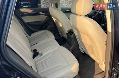 Позашляховик / Кросовер Audi Q5 2015 в 