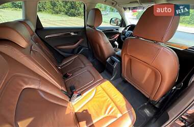 Позашляховик / Кросовер Audi Q5 2010 в 