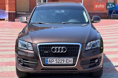 Позашляховик / Кросовер Audi Q5 2010 в 