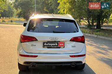 Внедорожник / Кроссовер Audi Q5 2016 в 