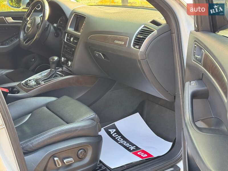 Внедорожник / Кроссовер Audi Q5 2016 в Запорожье