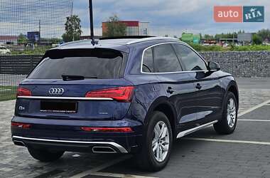 Внедорожник / Кроссовер Audi Q5 2022 в 