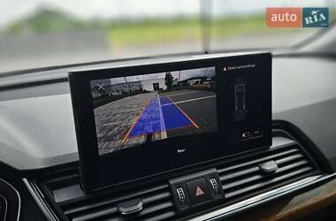 Внедорожник / Кроссовер Audi Q5 2022 в 