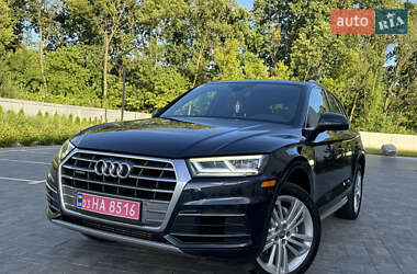 Позашляховик / Кросовер Audi Q5 2018 в 
