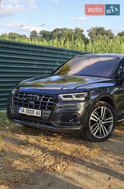 Внедорожник / Кроссовер Audi Q5 2019 в 