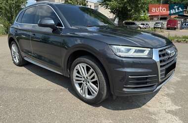 Внедорожник / Кроссовер Audi Q5 2017 в Чернигове