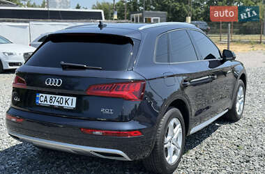 Внедорожник / Кроссовер Audi Q5 2017 в 