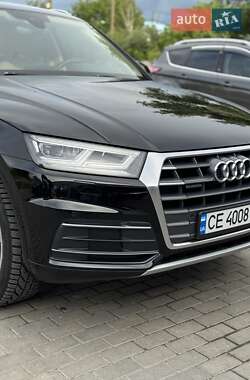 Внедорожник / Кроссовер Audi Q5 2017 в 