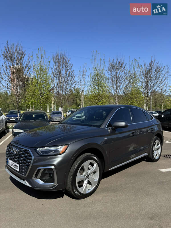 Внедорожник / Кроссовер Audi Q5 2023 в Киеве