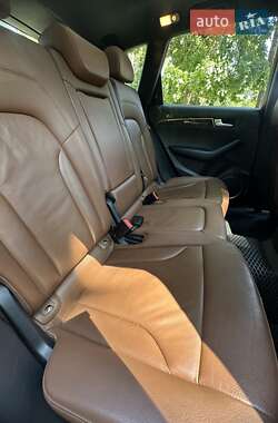 Внедорожник / Кроссовер Audi Q5 2011 в 