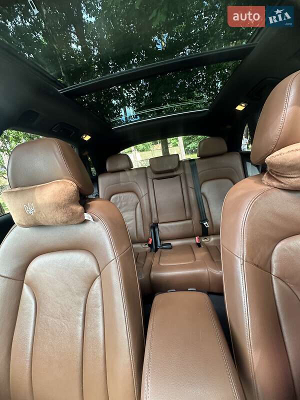 Позашляховик / Кросовер Audi Q5 2011 в Києві