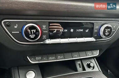 Внедорожник / Кроссовер Audi Q5 2023 в 