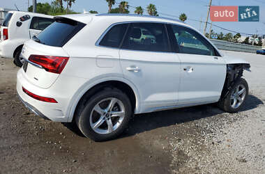 Внедорожник / Кроссовер Audi Q5 2021 в 