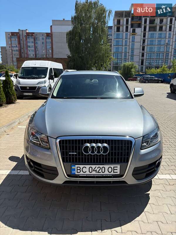 Позашляховик / Кросовер Audi Q5 2009 в Луцьку