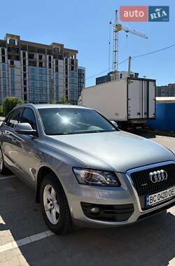 Внедорожник / Кроссовер Audi Q5 2009 в 