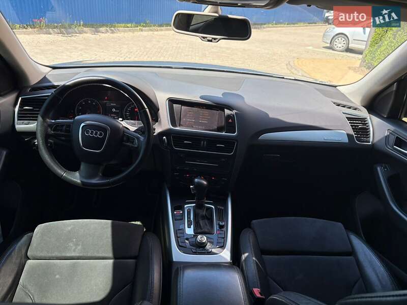 Позашляховик / Кросовер Audi Q5 2009 в Луцьку