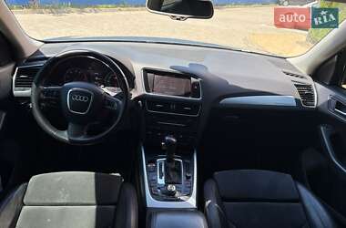 Внедорожник / Кроссовер Audi Q5 2009 в 