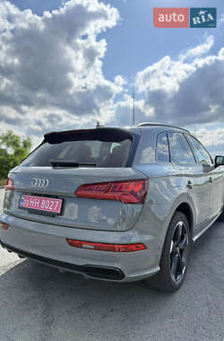 Внедорожник / Кроссовер Audi Q5 2019 в 