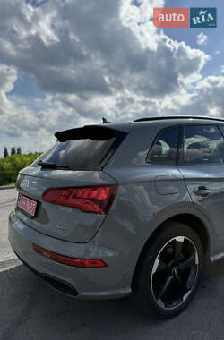 Внедорожник / Кроссовер Audi Q5 2019 в 
