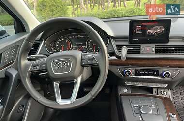 Внедорожник / Кроссовер Audi Q5 2019 в 