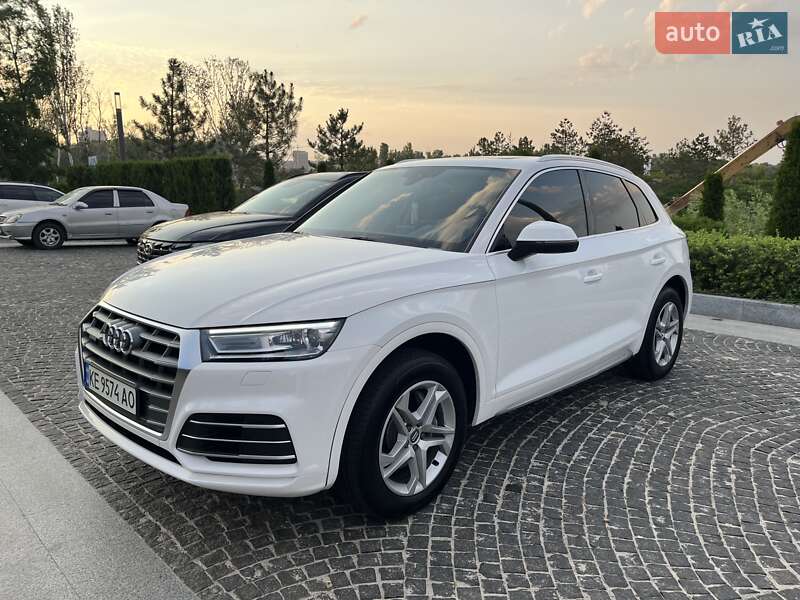 Внедорожник / Кроссовер Audi Q5 2019 в Днепре
