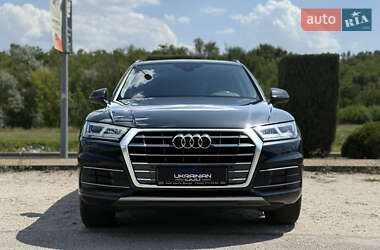 Внедорожник / Кроссовер Audi Q5 2017 в 