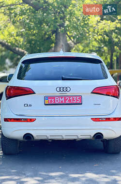 Внедорожник / Кроссовер Audi Q5 2016 в 