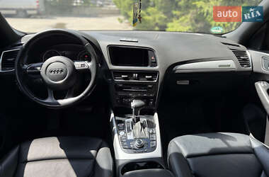 Внедорожник / Кроссовер Audi Q5 2015 в 