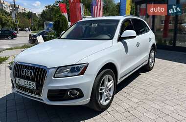 Внедорожник / Кроссовер Audi Q5 2015 в 