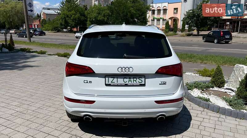 Позашляховик / Кросовер Audi Q5 2015 в Львові