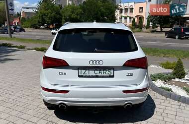 Внедорожник / Кроссовер Audi Q5 2015 в 