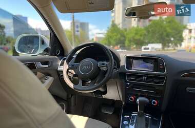 Внедорожник / Кроссовер Audi Q5 2015 в 