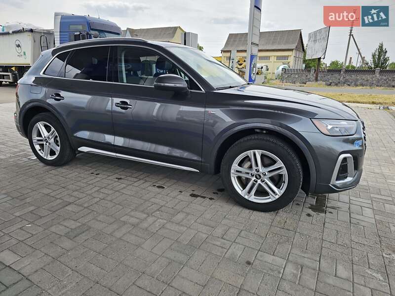 Внедорожник / Кроссовер Audi Q5 2020 в Гайвороне