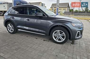 Внедорожник / Кроссовер Audi Q5 2020 в 