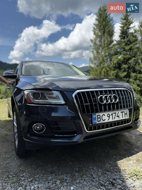 Внедорожник / Кроссовер Audi Q5 2015 в Сколе