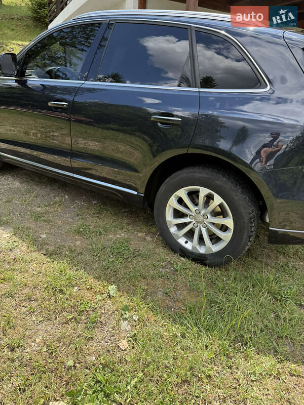 Внедорожник / Кроссовер Audi Q5 2015 в Сколе